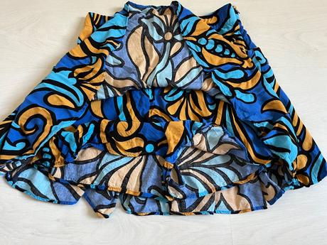 Sukna / kratase 2v1, s