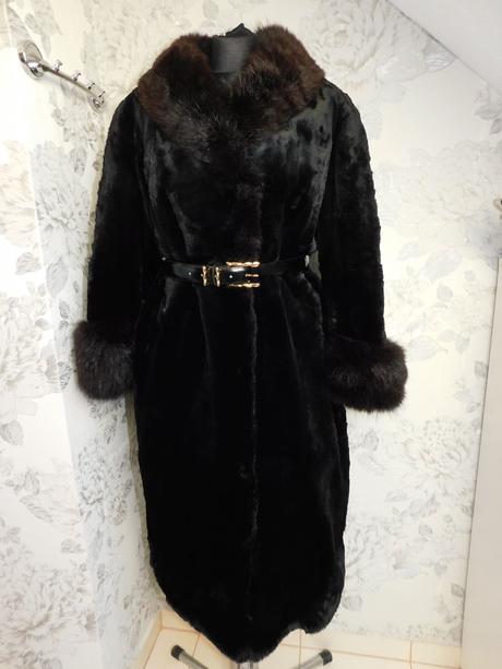 Kvalitny pekny kožuch z lišky, 40