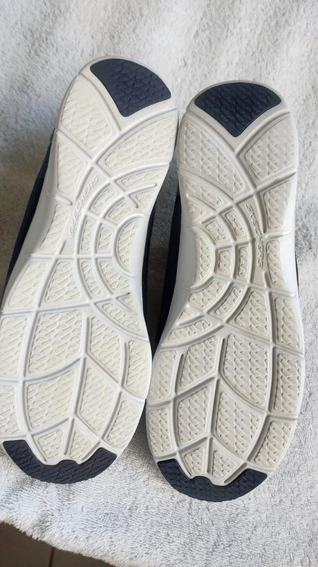 Tenisky, skechers,40