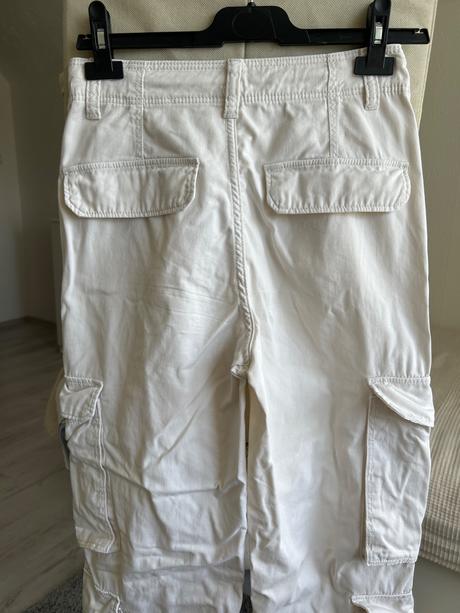 Kapsáčové nohavice 34, bershka,34