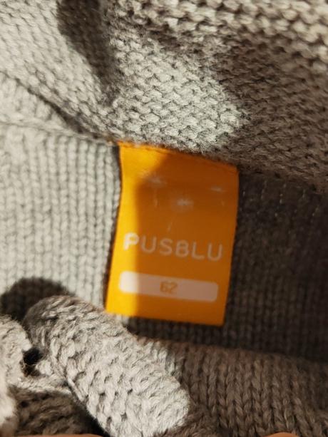 Svetrík na gombíky, 62