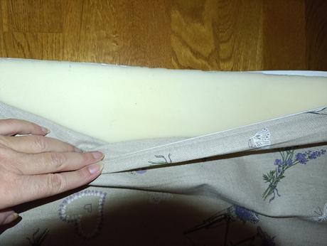 Molitánová zábrana na posteľ,