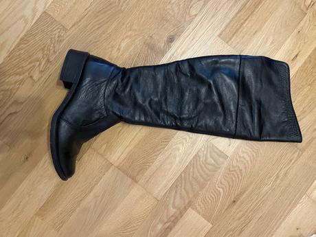 Kožené čižmy, 37