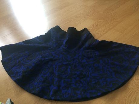 Sukna karen mill, 36