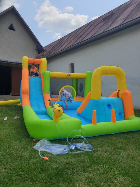 Skákací hrad hopko, 