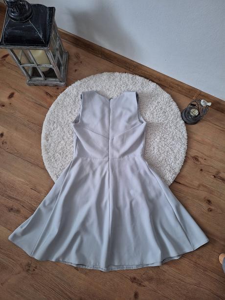 Elegantné šatičky, s