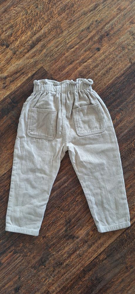 Menčestrové nohavice, zara,92