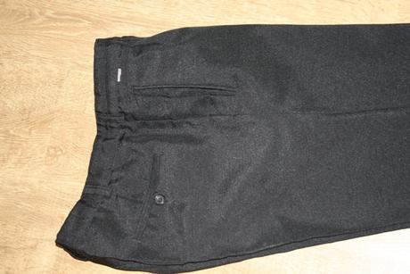 Cierne elagantne nohavice, 52