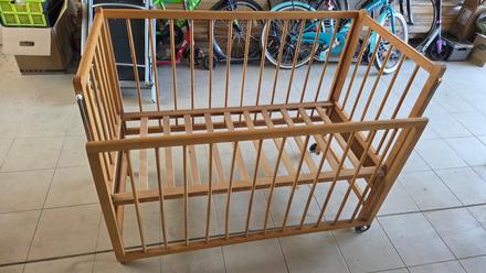 Detská drevená postieľka, šírka (cm): 120,dĺžka (cm): 60