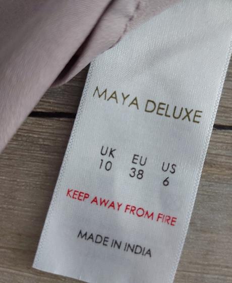 Fialkové spoločenské šaty, 38