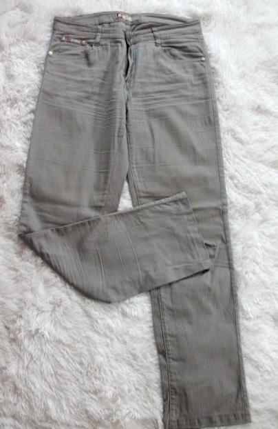 Svetlošedé páskované ľahké nohavice - veľ. m-l, m