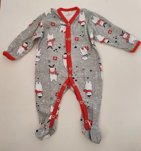 Vianočné pyžamko, 62