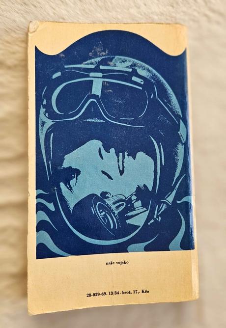 Kniha 'nebe nezná vyvolených' erich maria remarque, 