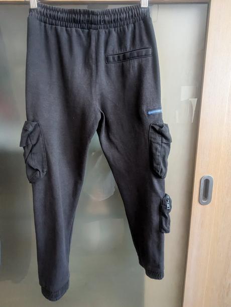 Nohavice s kapsami, reserved,140
