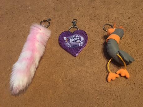 Prívesky na kľúče, tasku, 