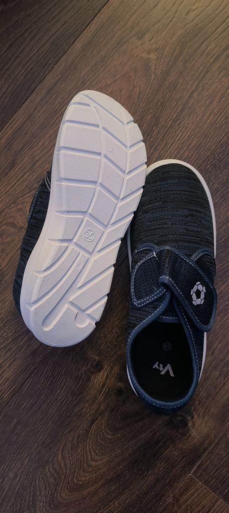 Papuče, deichmann,35