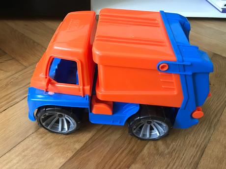 Smetiarske auto krasne, 