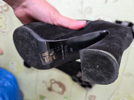 Čižmy kožene značkove, 38