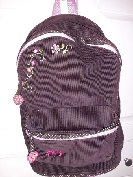 Koníkový batoh výšivka, 