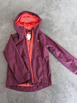 Jarna bunda, decathlon,128
