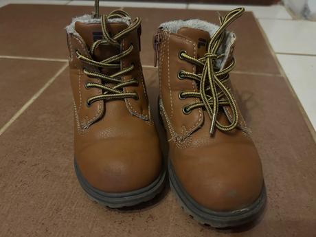 Čižmy, fila,24