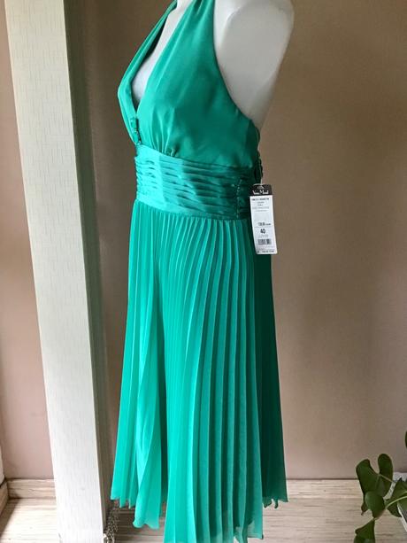 Krasne šaty vera mont, 40