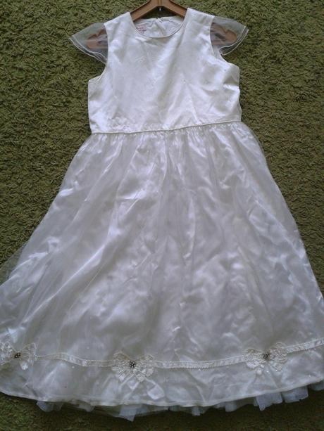 Jemnučké šatičky pre malú princeznú, 122