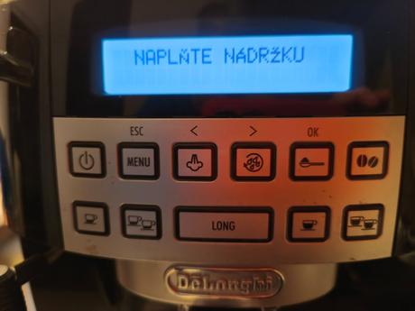 Plnoautomatický kávovar delonghi, 