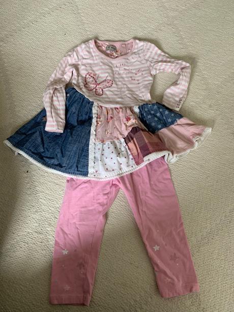 Dievcenske saty next, 92