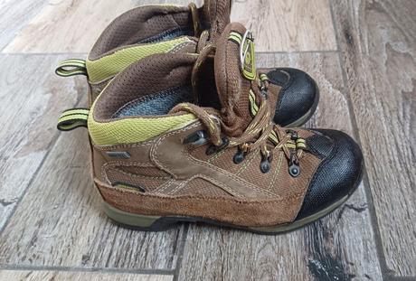 Turistické dolomite 32, 32