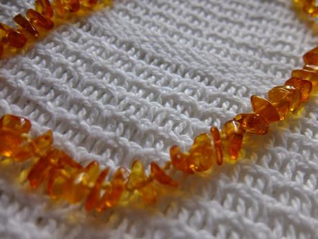 Jantárový náhrdelník pre dieťa,