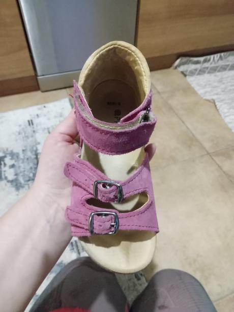 Dievčenské sandále, protetika,29