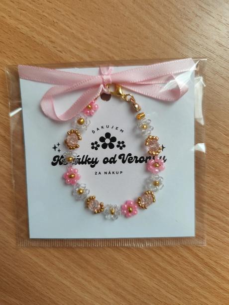 Náramok z korálok,