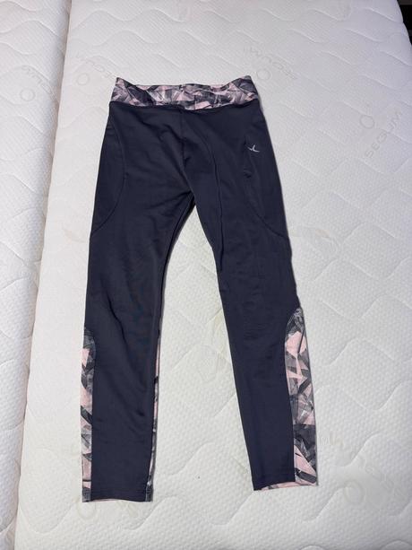 Športové leginy, decathlon,152