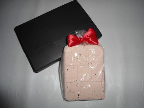 Šumivka do kúpeľa - čokoláda v darčekovom balení, 