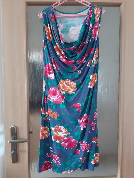 Letné úpletové šaty, 164