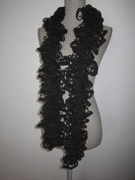 1599. šály 4 ks, 140