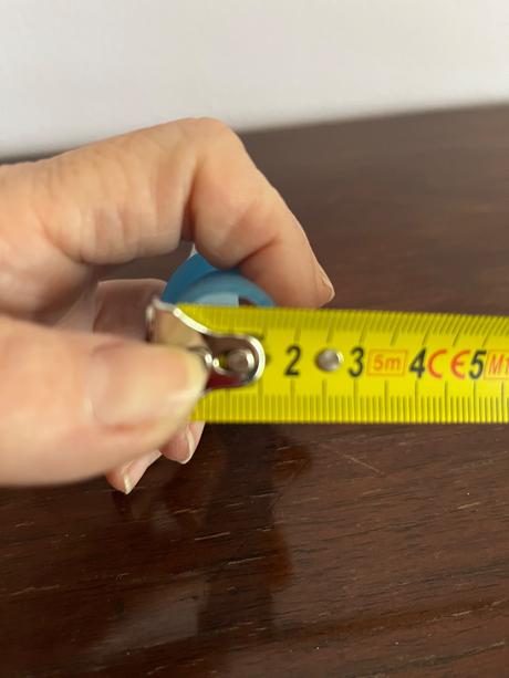 Koncovka na sklenené, keramické fľaše,