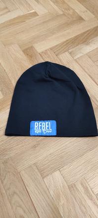 Rebel ciapky, rebel,104