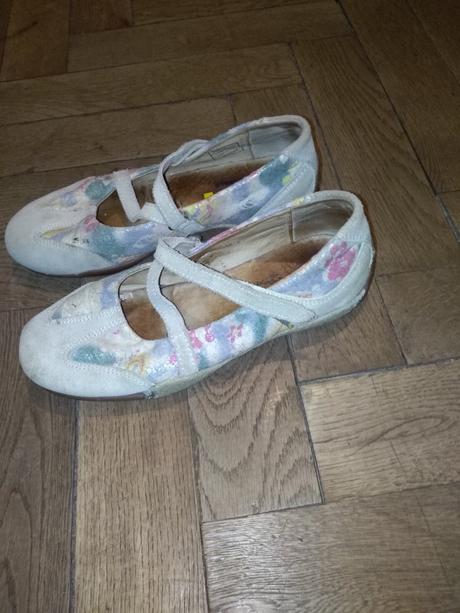 Baleríny kožené, topánky, sandálky, richter,35