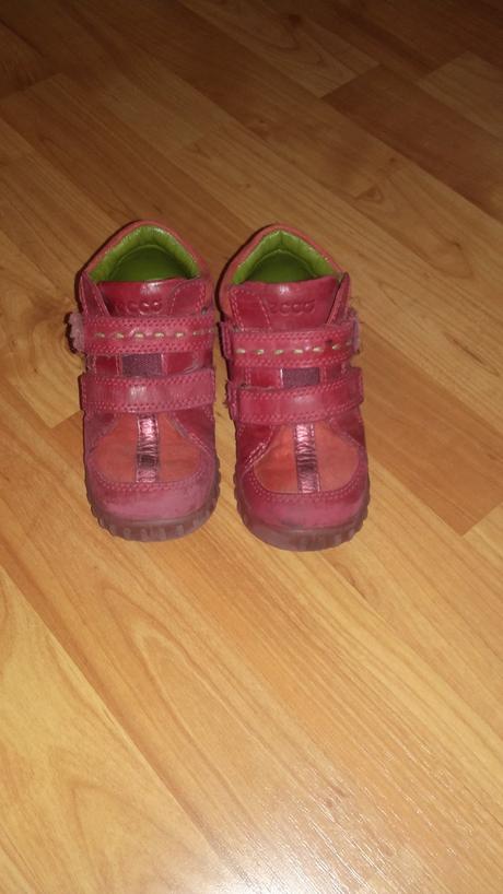 Dievcenske prechodne topanky, ecco,25