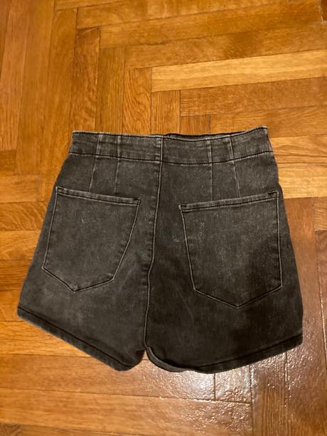 Sortky 36, bershka,36