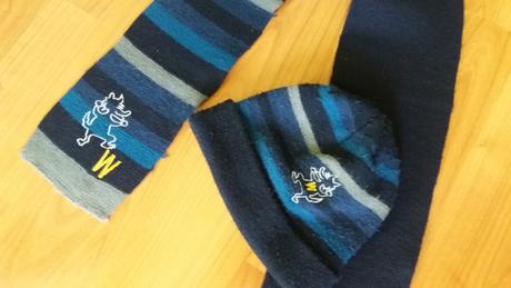 Čiapka a šál, wolf,104