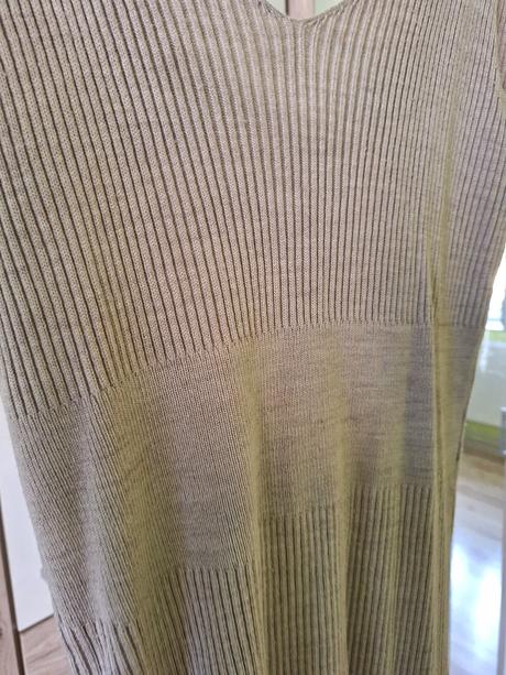 Damske upletove šaty, 