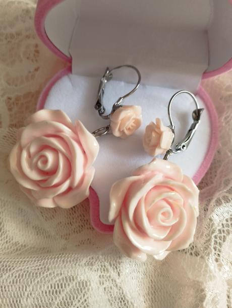 Svadobne nausnicky ruzicky romanticke,