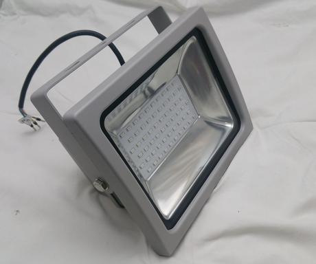 Led farebný rgb vonkajší reflektor 30w s diaľkovým, 