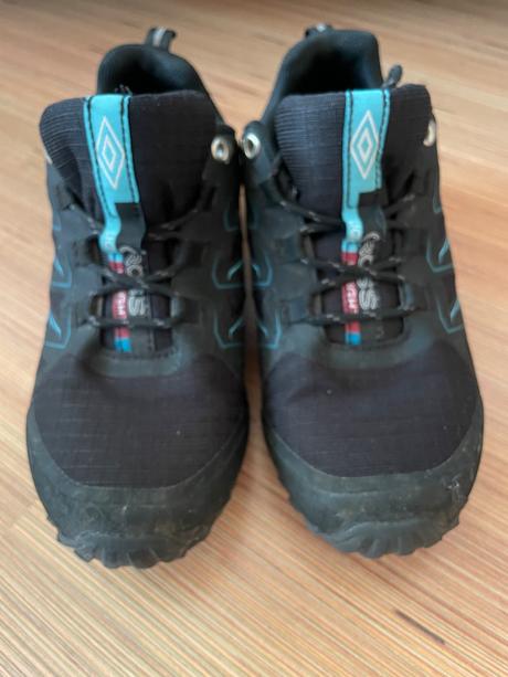Botasky umbro, umbro,36
