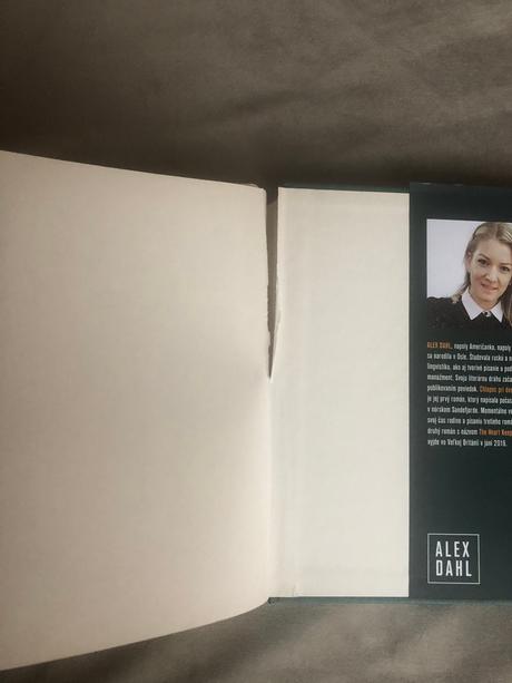 Kniha chlapec pri dverách...alex dahl,