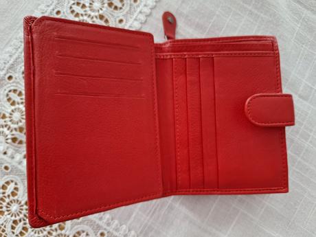 Dámska peňaženka, lara bags