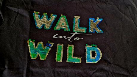 Nadherne tricko s pretacacimi flitrami top stav, reserved,158